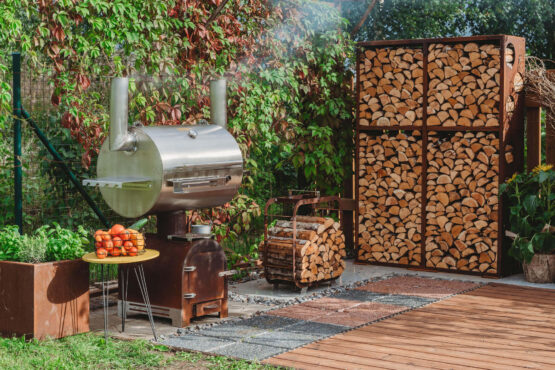 GrillSymbol BBQ røykovn med grill Smoky Beast Silver